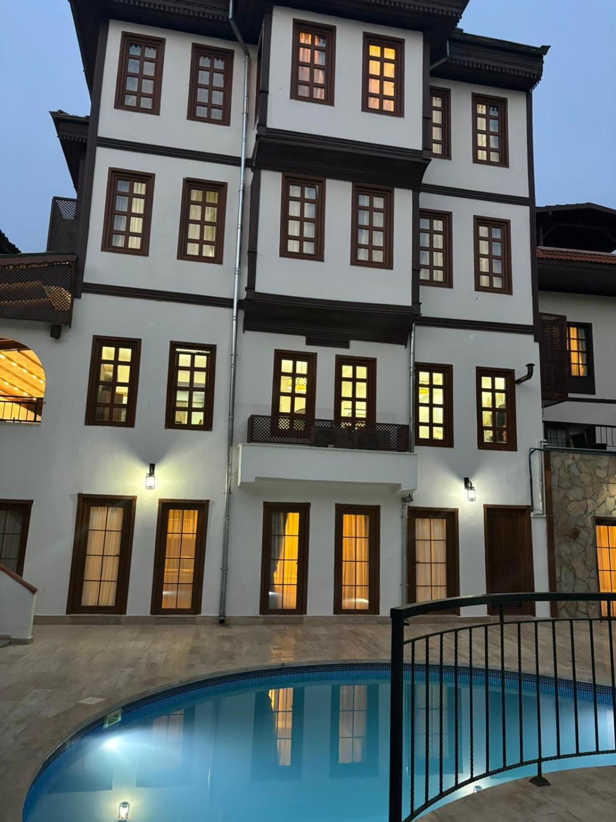 Otel Argos 3*